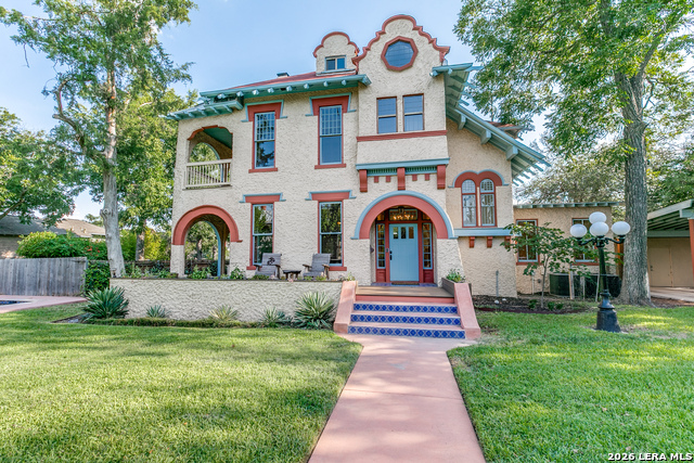 120 W CRAIG PL