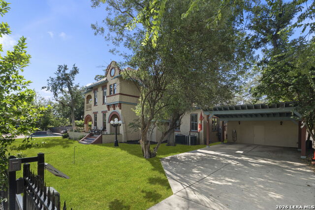 120 W Craig Pl Property Photo 5