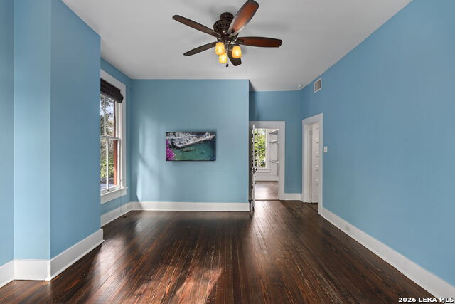 120 W Craig Pl Property Photo 30