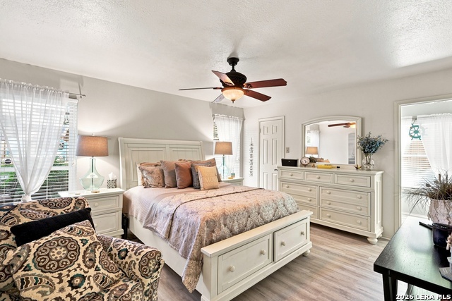935 Hedgestone Dr Property Photo 9