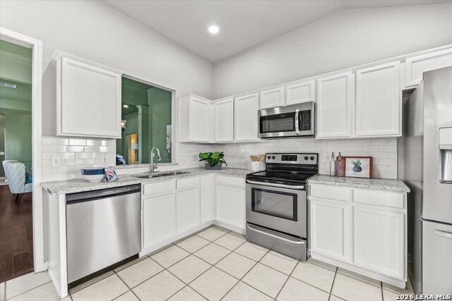 2516 Grove Park Property Photo 14