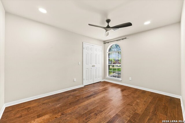 2516 Grove Park Property Photo 24