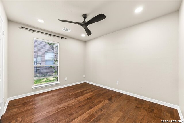 2516 Grove Park Property Photo 25
