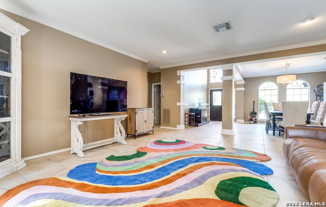 522 Chardonnet Property Photo 3
