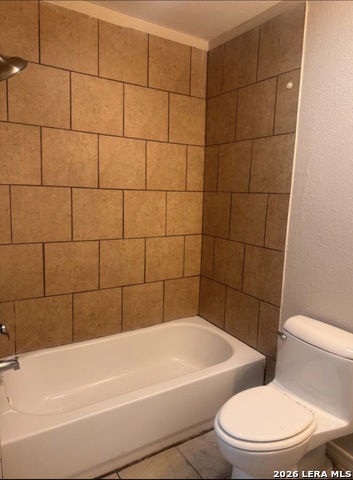 7110 Glen Ter Property Photo 9