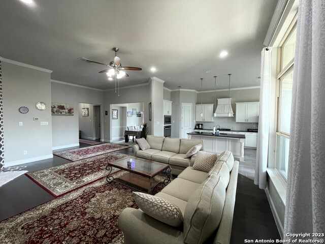 7122 Bella Blf Property Photo 6
