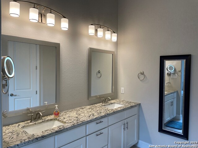 7122 Bella Blf Property Photo 10