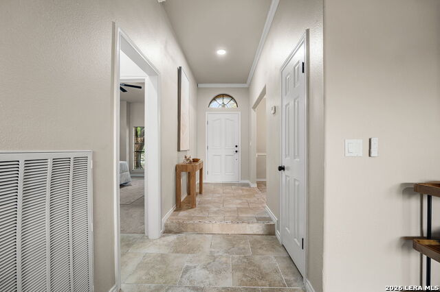 1218 Summit Crk Property Photo 5