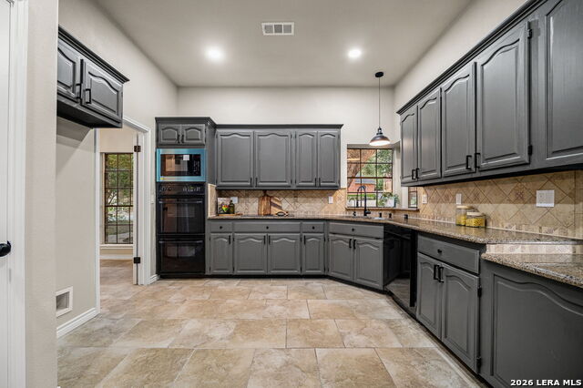 1218 Summit Crk Property Photo 17