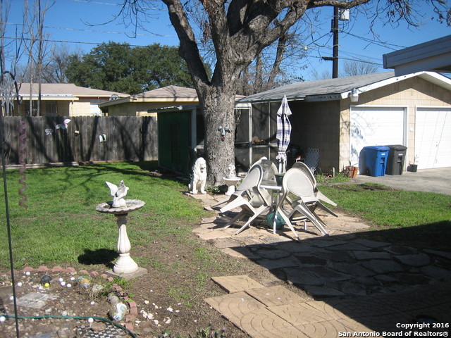 2719 Hiawatha Property Photo 2