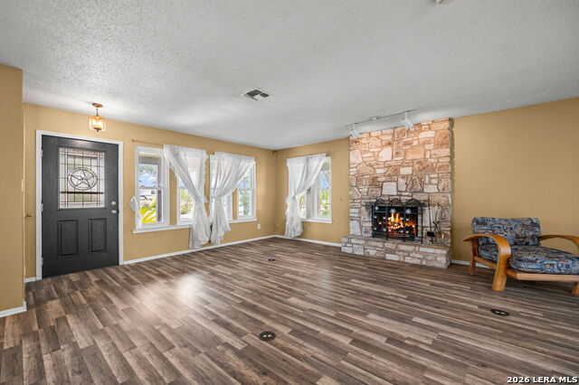 1033 E Live Oak Property Photo 15