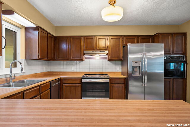 1033 E Live Oak Property Photo 25