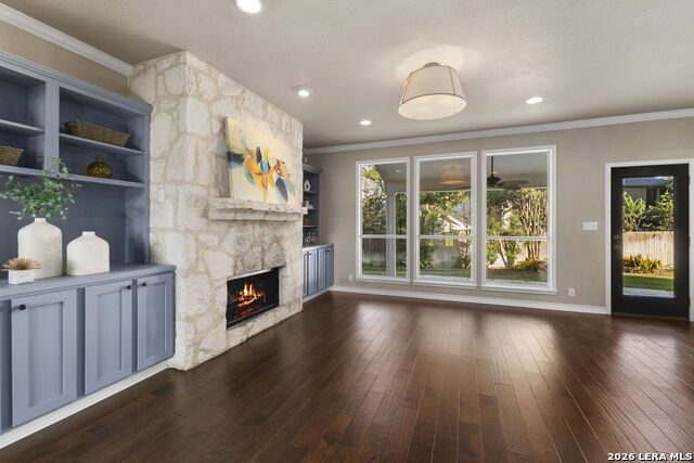 1655 Hawks Tree Ln Property Photo 9