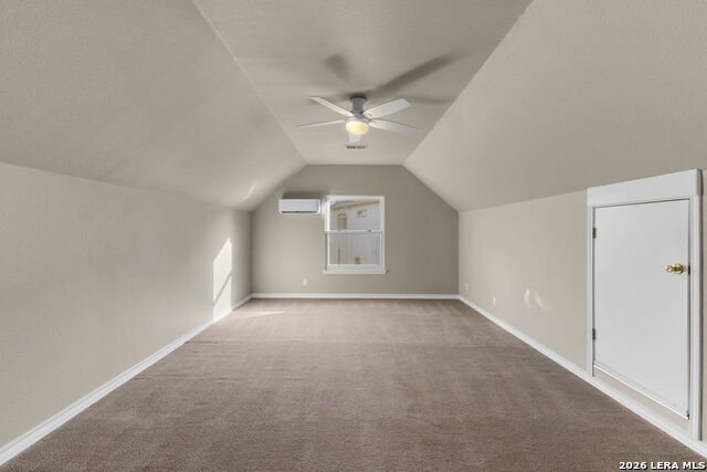 1655 Hawks Tree Ln Property Photo 39