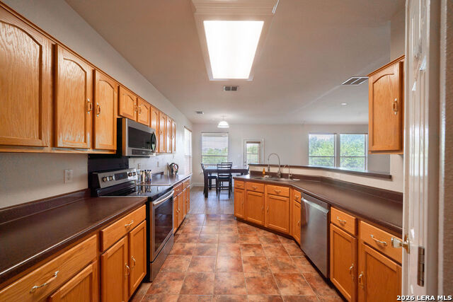 12107 Redbud Leaf Property Photo 11