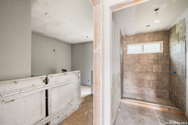 22914 Skila Dr Property Photo 27