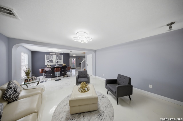 9007 Lilac Hl Property Photo 4