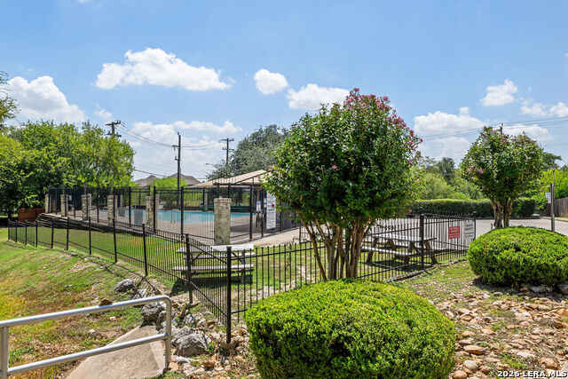 8307 La Fleur Property Photo 31