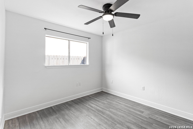 11915 Los Cerros St Property Photo 5