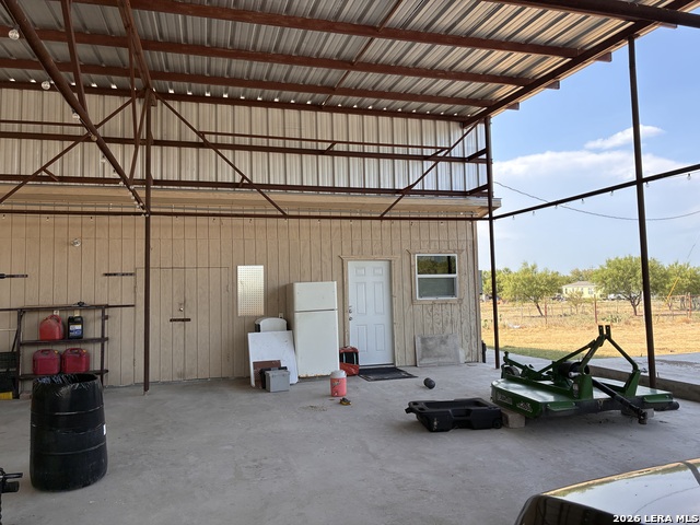 11531 N Us Highway 277 Property Photo 10