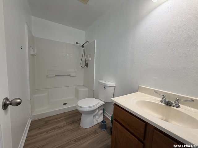 539 Waco St Property Photo 9