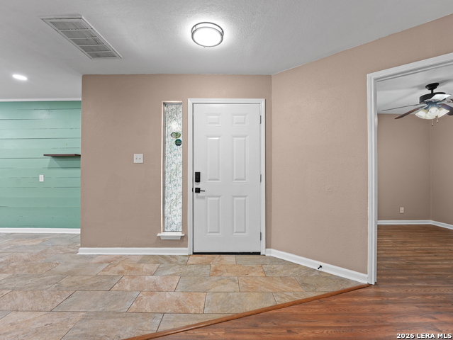 2721 Cedar Ln Property Photo 6