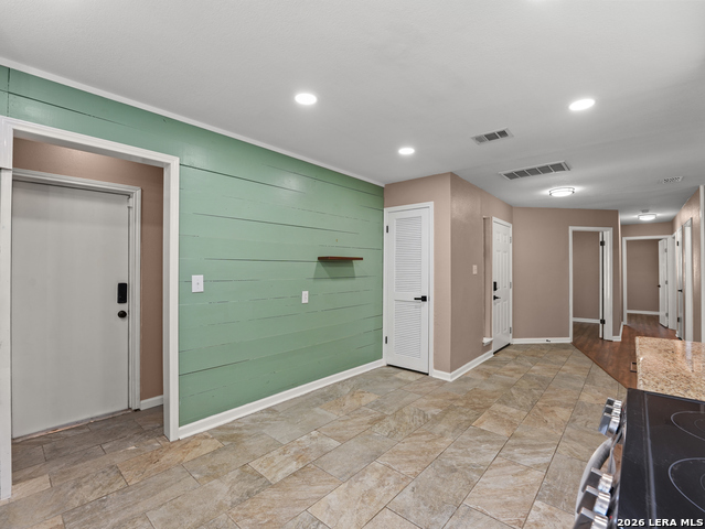 2721 Cedar Ln Property Photo 12