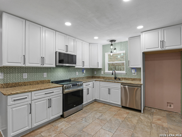 2721 Cedar Ln Property Photo 14
