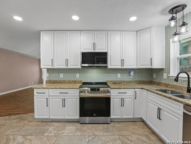 2721 Cedar Ln Property Photo 16