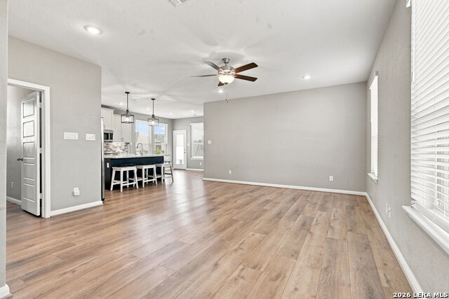 4902 Village Park Property Photo 7