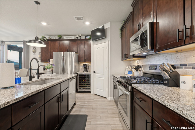 13929 Westbury Fls Property Photo 10