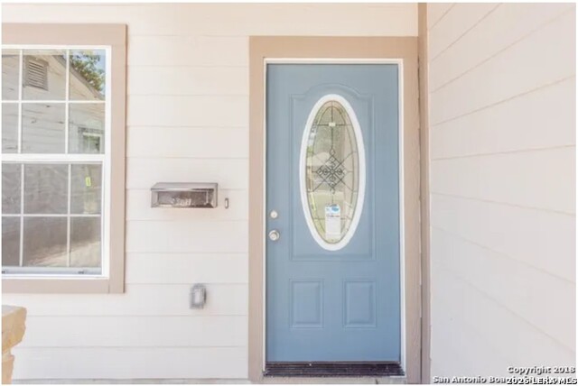 1418 W Hollywood Property Photo 3