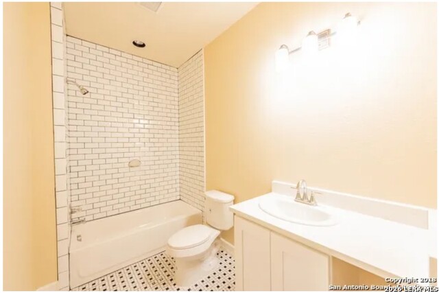 1418 W Hollywood Property Photo 13