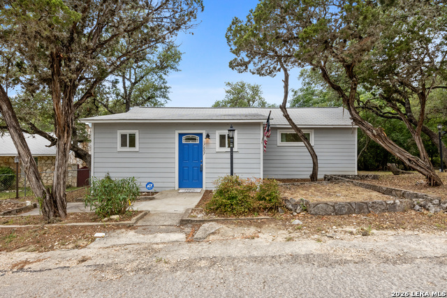 17807 Hilltop Dr Property Photo 1