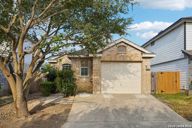 4023 Sparrow Lk Property Photo 1