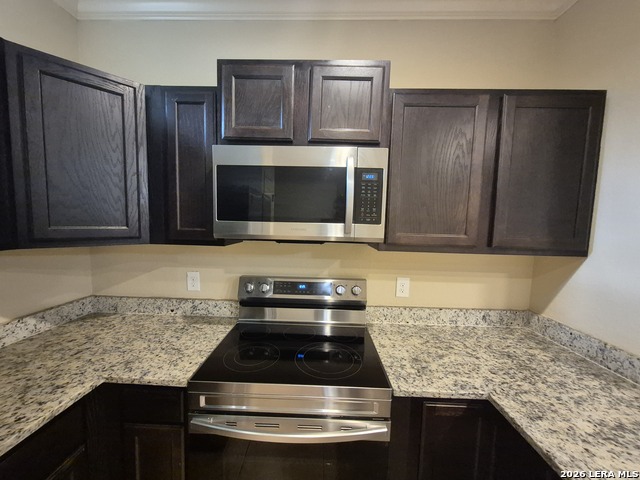 13903 Annas Way Property Photo 6