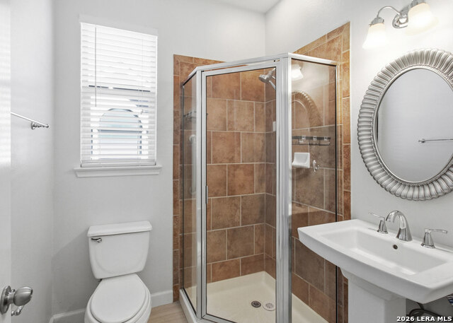 4520 Union Creek Dr Property Photo 12