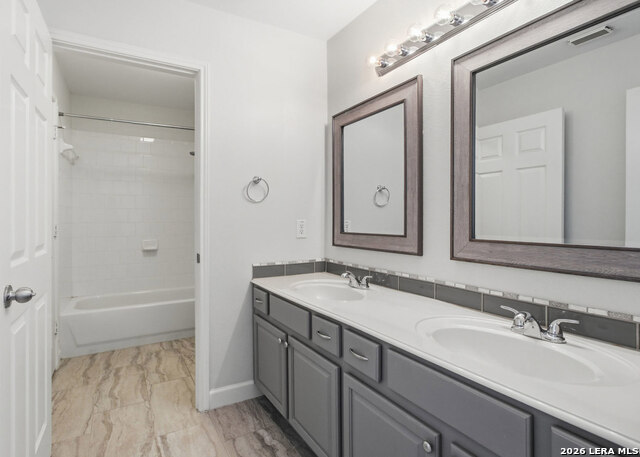 4520 Union Creek Dr Property Photo 24