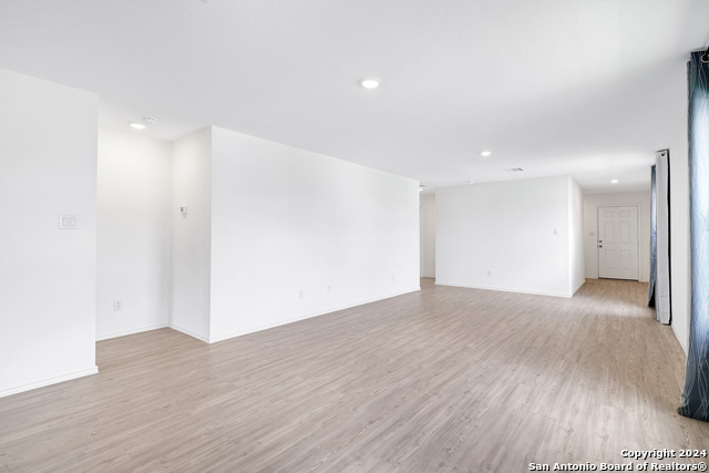7208 Pasture Run Property Photo 4