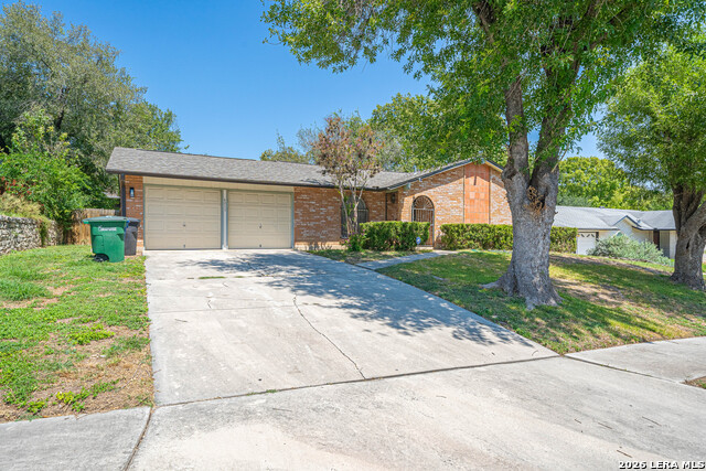 6011 White Cloud Property Photo 1