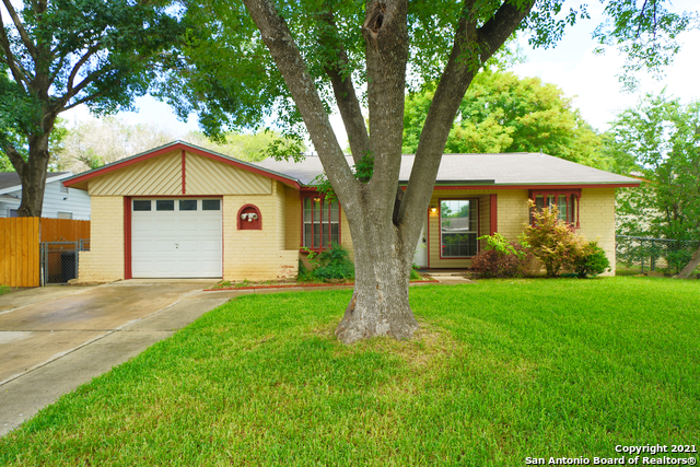 221 Judith Ann Dr Property Photo 1