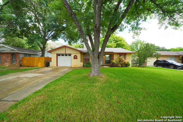 221 Judith Ann Dr Property Photo 2