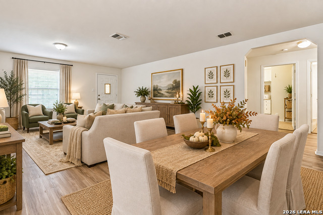 11735 Silver Prairie Property Photo 4