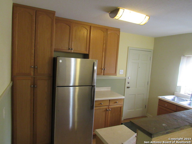 229 Natalen Ave Property Photo 6