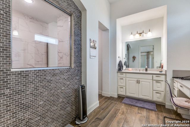 24502 Emilia Way Property Photo 24