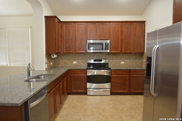 3735 Ox-eye Daisy Property Photo 3