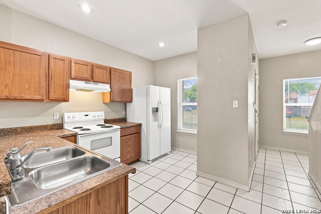 4614 Swann Ln Property Photo 4