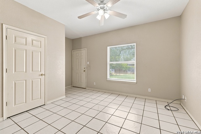 4614 Swann Ln Property Photo 14