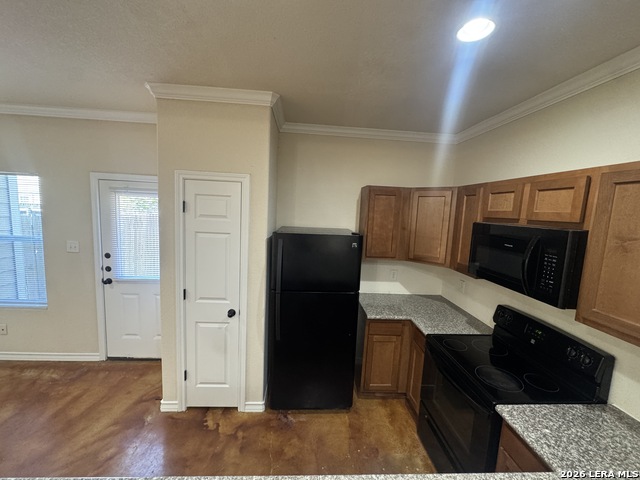 16807 Dancing Ava Property Photo 5