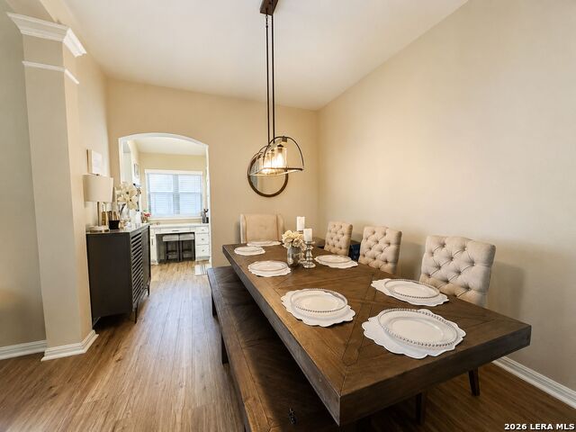 21111 Pedregoso Ln Property Photo 5